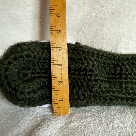 Handcrafted Santa Slippers - Picture 10 of 12